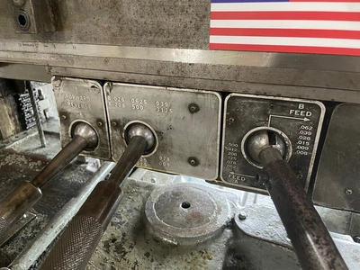 52" CINCINNATI HYPRO Vertical Boring Mill