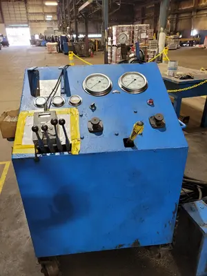 TW-7000 Bucking Machine