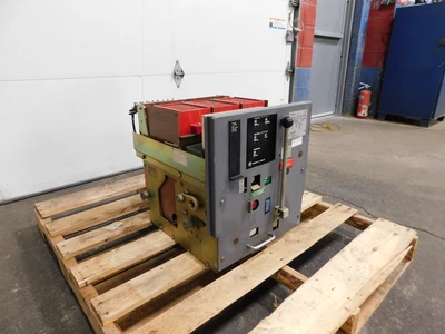 Used Westinghouse DS-206S Circuit Breakers Ohio US | Equipment Recovery Corp. #1329738