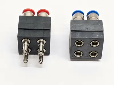 USED MULTI-CONTACT MALE PART PNEUMATIC 4 PORT W/ FEMALE PASS THROUGH