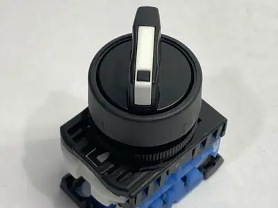 AR22PR-2 | Fuji Electric  Selector Switch - New Other