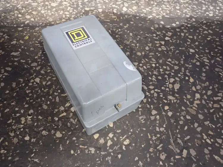 Used SQUARE D SAG 12 Starters Ohio US | HGR 24 #798751