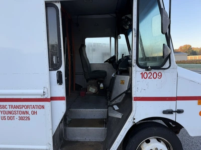 Used 2008 WORKHORSE ROUTE STAR DELIVERY TRUCK Box trucks Ohio US | Miedema Asset Management Group #1709421