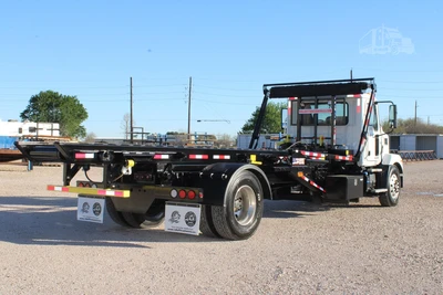 New | in-Stock 2027 MACK MD7 Rolloff Trucks Texas US | Roll Off Truck World #1491925