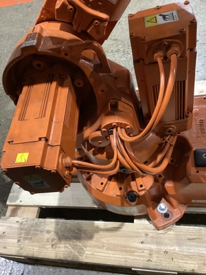 USED 2015 ABB IRB 2600 M2004