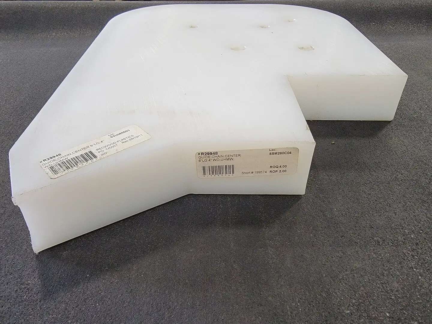 Sawmill UHMW Chain Center Guide R29948 6" LG x 4" WD