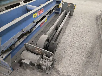 Unique Weldco Power Roller (Missing Wheel) (LOCATION: Batavia, OH)