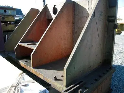USED ANGLE PLATE 2830 X 1470