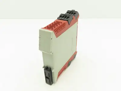 Allen Bradley 440R-S13R2 Guardmaster Multi-Function Safety Module Ser A 200