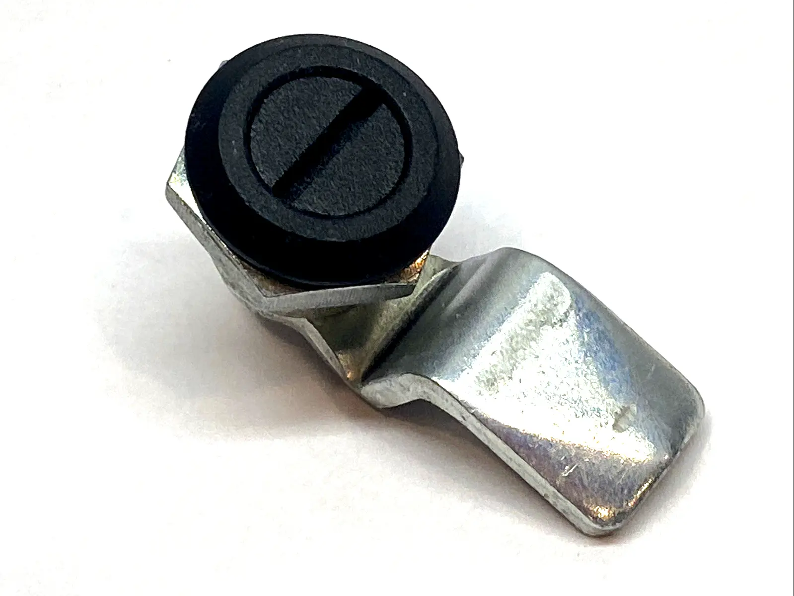 Used Hubbell Wiegmann Slotted Latch Black 1/4-Turn Misc Electrical & Power Parts Michigan US | Maverick Industrial Sales #1400086