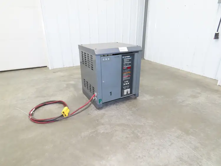 Used GNB _UNKNOWN_ Battery Chargers | Arrow Industrial #562433