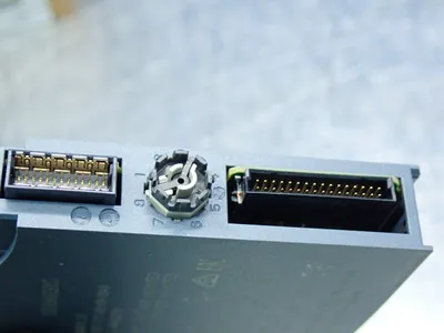 NEW SIEMENS 6ES71316BH000BA0