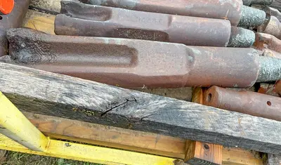 Used AFTERMARKET 7-3/4" X 30" CABLE TOOL CHISEL BIT Drills Pennsylvania US | East West Machinery & Drilling #1417983
