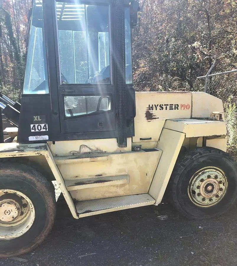 HYSTER H190XL, 19,000 LB. FORK-LIFT