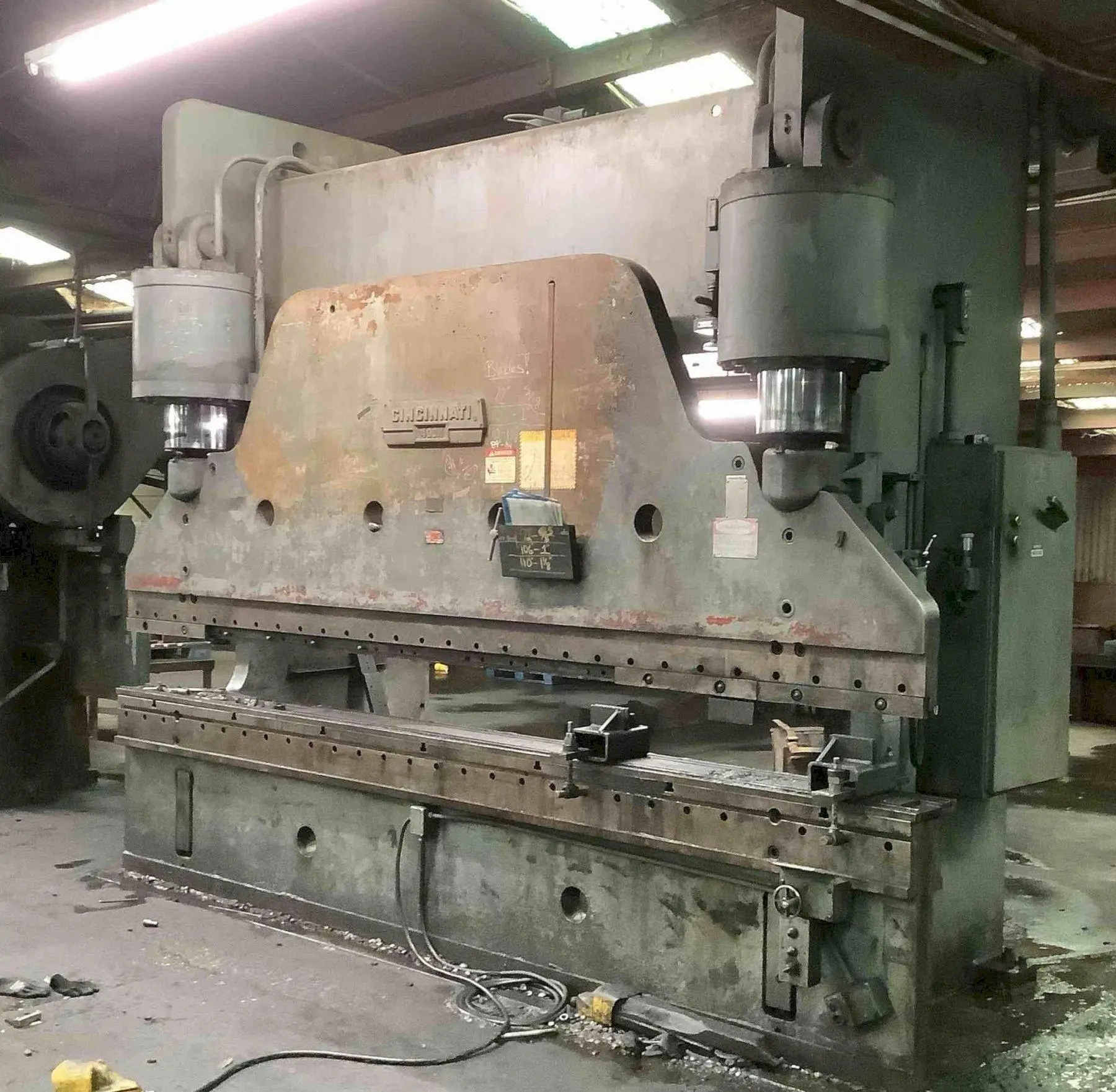 USED CINCINNATI 400H X 10