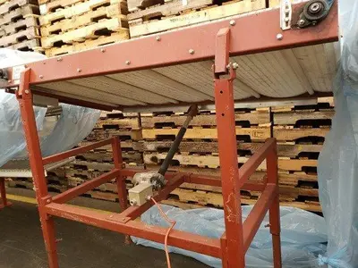 BEI 6' Tilting Conveyor