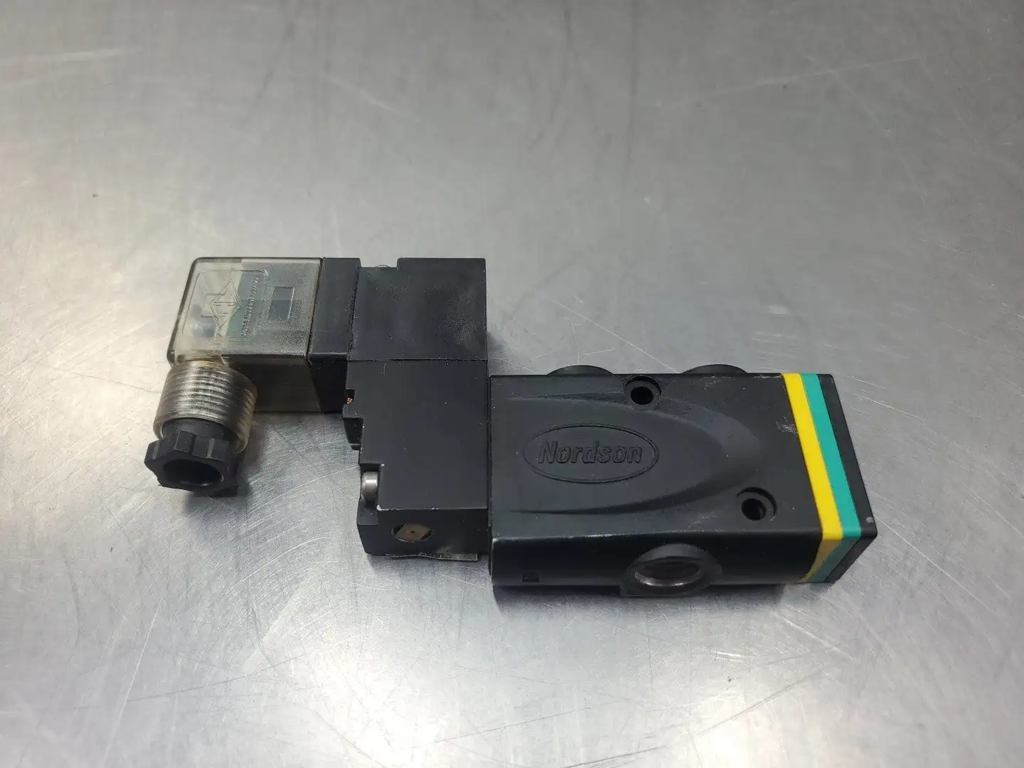 Nordson 1056119 Solenoid Valve, 24VDC, 5.4W, 0.23A. 5E-31