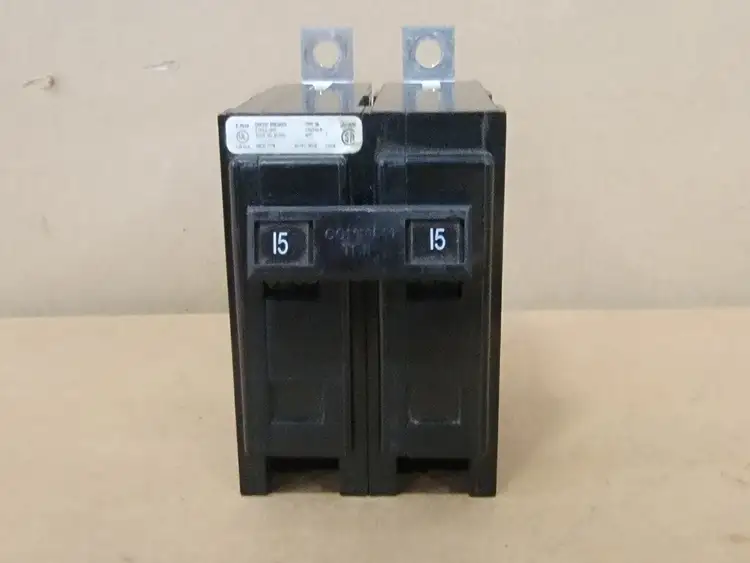 Used CUTLER-HAMMER BA215 Switchgears British Columbia CA | Lenmark #239171