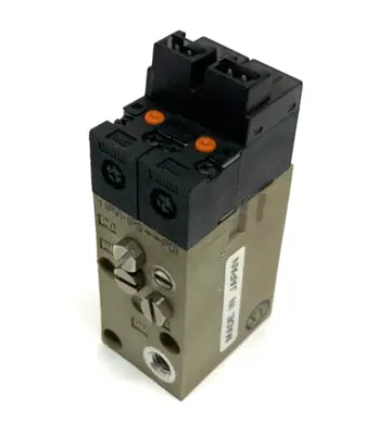 VJ114 | SMC  Dual Solenoid Valve Assembly - Used