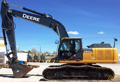 USED 2017 Deere 290GLC