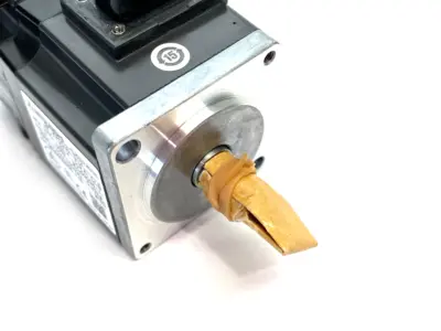 USED MITSUBISHI BRUSHLESS ROTARY SERVO MOTOR 50W 3000RPM