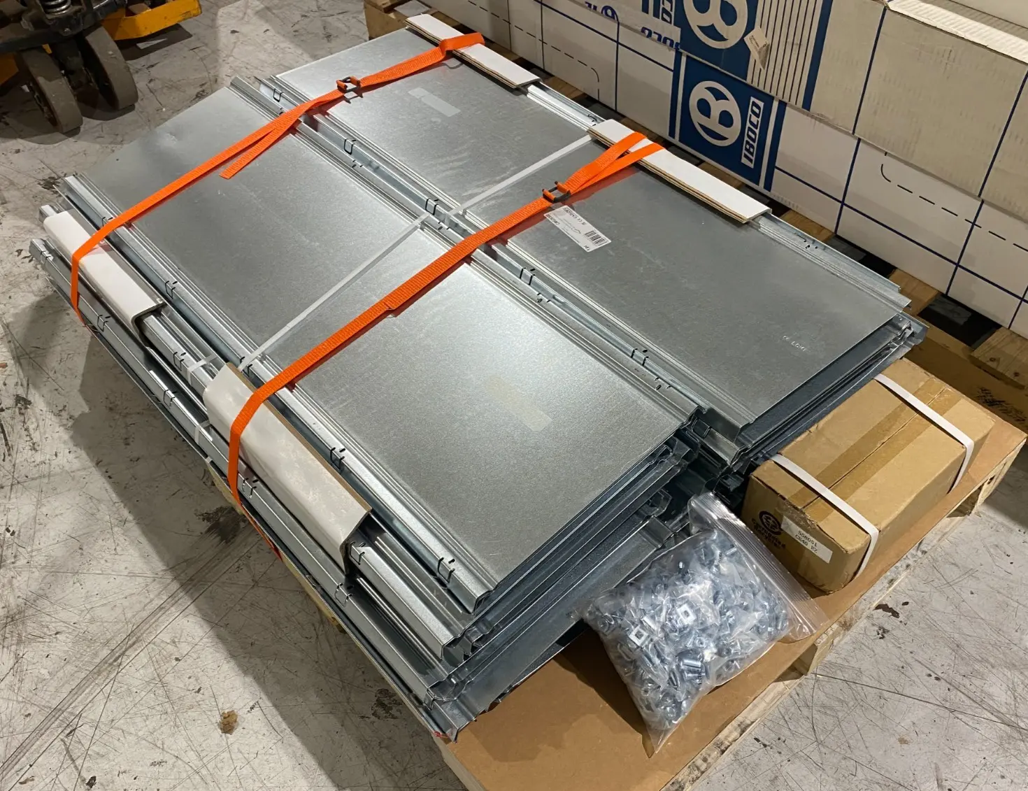 New | in-Stock Legrand Cablofil Wire Mesh Tray Cover CVN300 GS-Pre Gal. Cable & Wire Michigan US | Maverick Industrial Sales #1399994