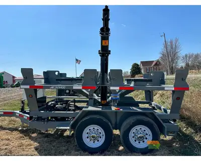 Used TRAVIS _UNKNOWN_ Seed Tenders Iowa US | Keast Enterprises #1360482