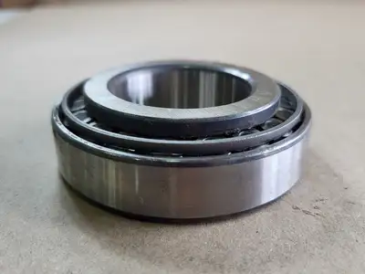 NEW SKF 32209 J2/Q