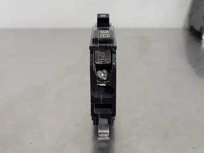 USED SQUARE D QOB120