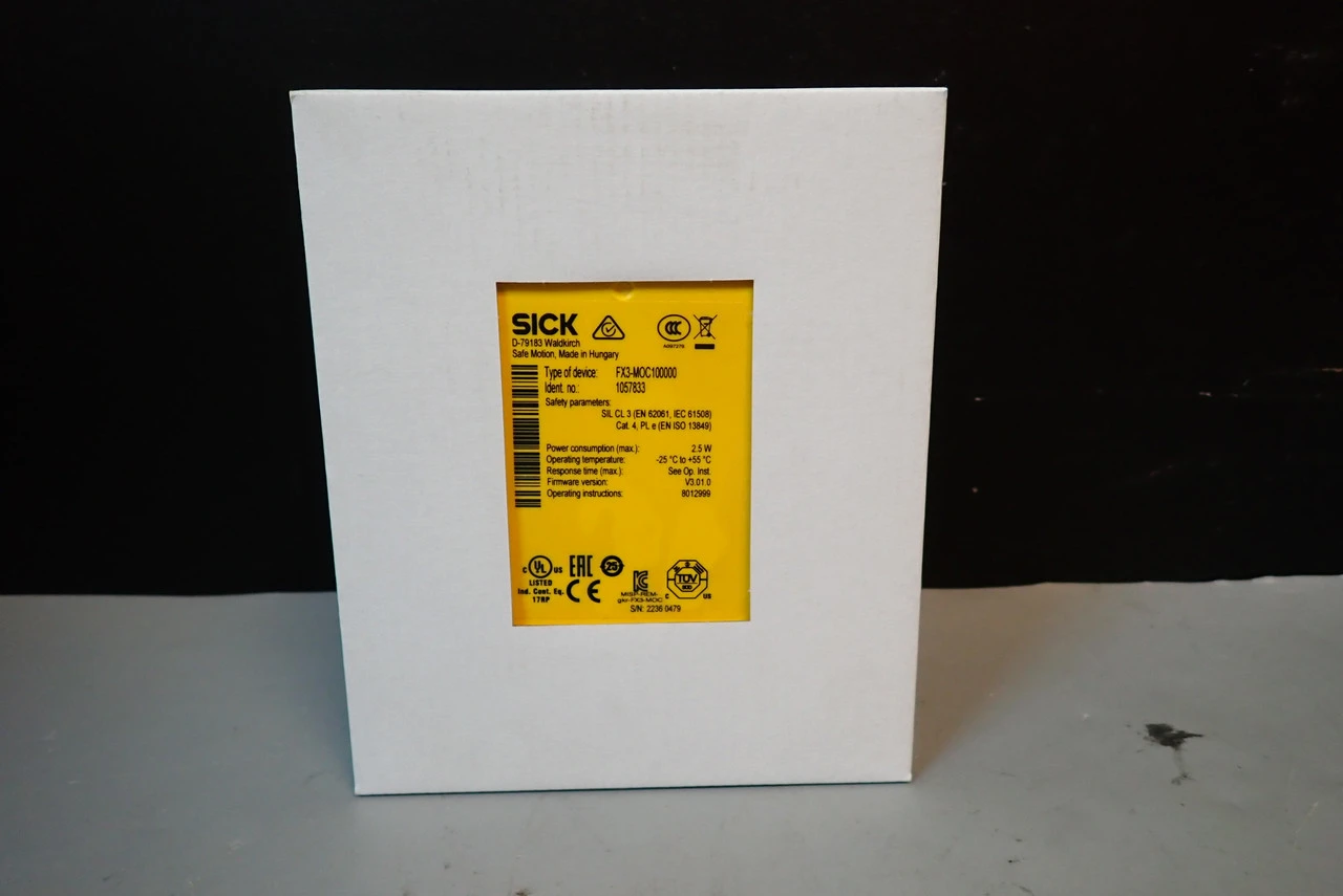 NEW SICK FX3-MOC100000