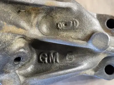 USED GM 2558754