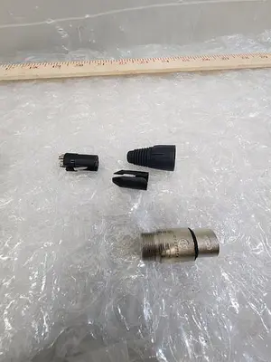NEUTRIK NC4FX FEMALE CABLE CONNECTOR 4POLE