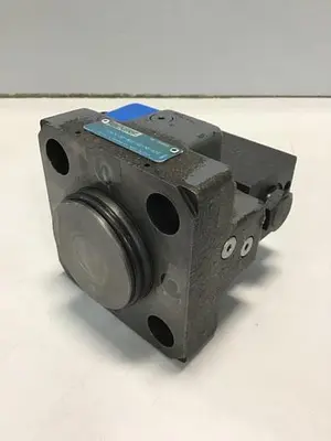 USED VICKERS DG4V32ALMUH760