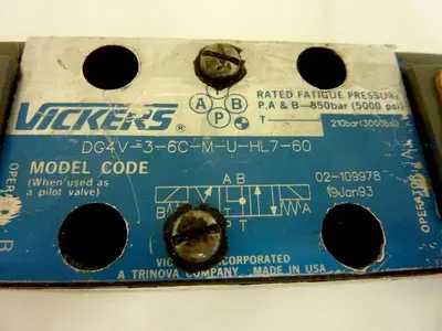 USED VICKERS DG4V-3-6C-M-U-HL7-60