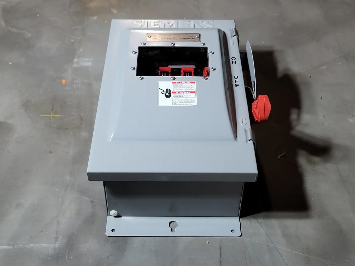 New | in-Stock SIEMENS HNFC362JW Switchgears British Columbia CA | Lenmark #240205