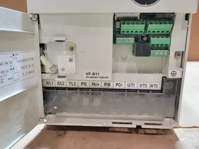 Used TOSHIBA VFS11-4075PL-WP Switchgears British Columbia CA | Lenmark #1433343