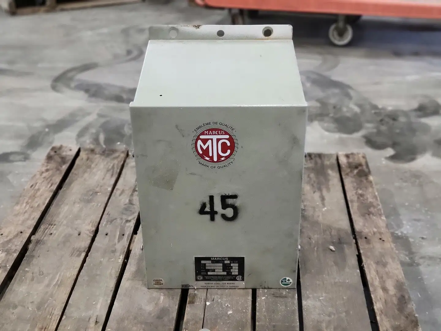 45 kVA Transformer, Pri 480V, Sec 240V, 3ph