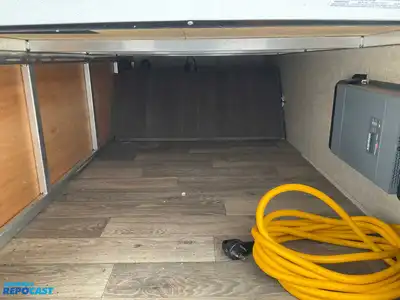USED 2018 FOREST RIVER VIBE 288RLS