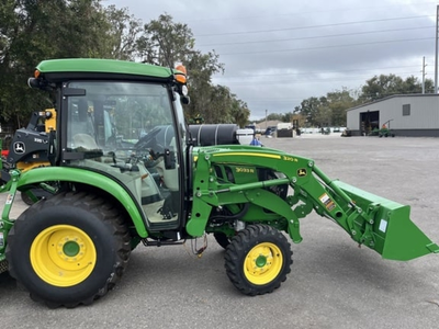 USED 2024 Deere 3033R