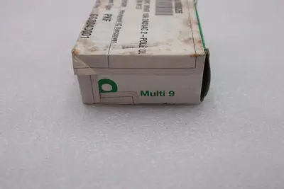 SCHNEIDER ELECTRIC GG004D001 CIRCUIT BREAKER 10A 240VAC STOCK #K-2326