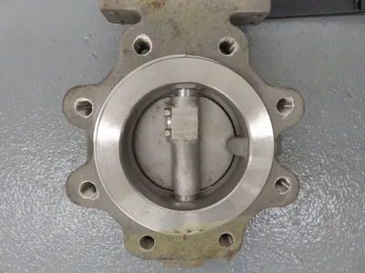 Dezurik 6" Butterfly Valve type BHP with actuator