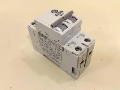 USED ALLEN BRADLEY 1492-CB2/G400 SER B