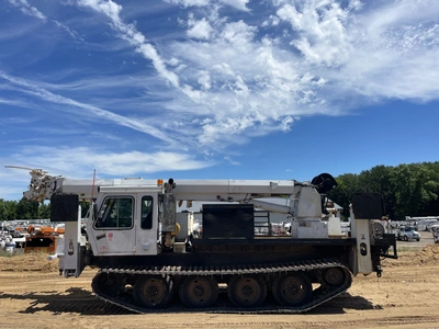 Used 2006 ALTEC D4060 DIGGER DERRICK CRAWLER ALL TERRAIN Crawler Cranes Michigan US | Miedema Asset Management Group #1304392
