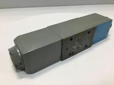 USED VICKERS DG4V-3-6C-M-U-HL7-60