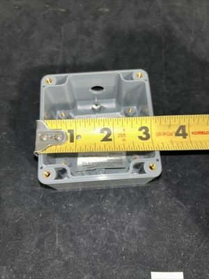 NEW Bud Industries 3x3