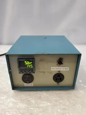 USED DEBOND TEMP CONTROLLER EUROTHERM 2216E
