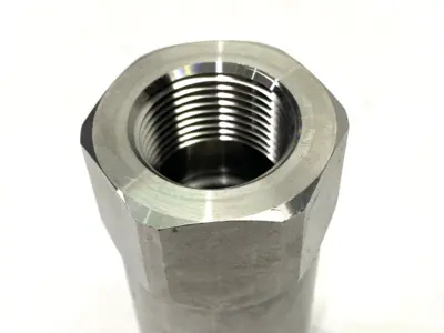USED PARKER CHEMICAL COMPATIBLE QUICK COUPLING 316 STAINLESS STEEL