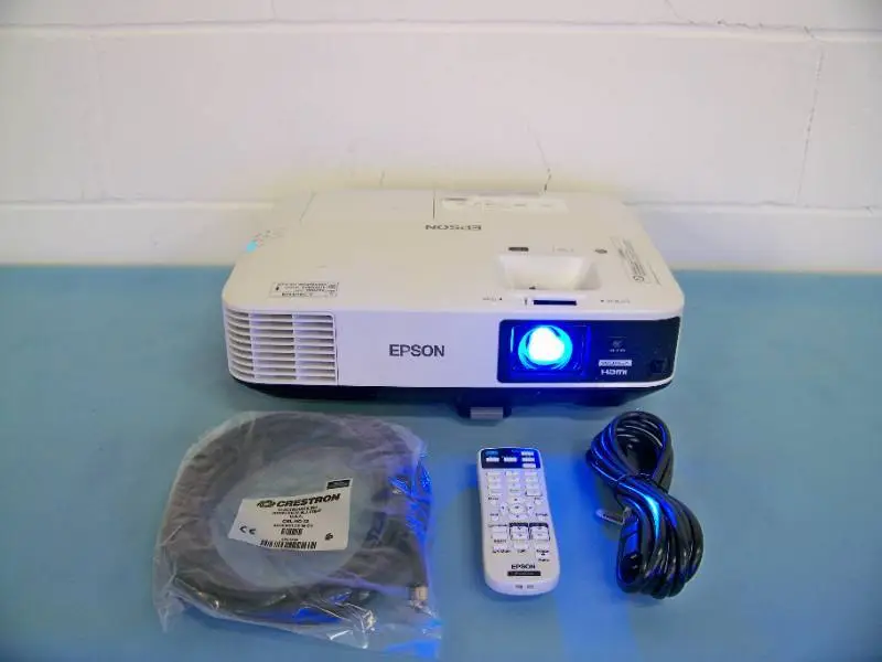 Epson PowerLite 1980WU WUXGA 3LCD Projector with Remote Control and HDMI Cable