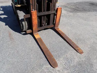 Used 2005 KOMATSU FG30HT-14 Internal Combustion Forklifts: Pneumatic Tire Massachusetts US | Brookside Equipment Sales #1422156