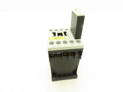 Siemens 3RT1016-1BB41 Motor Starter Contactor 600VAC 7.5Hp 24VDC Coil Lot Of 2